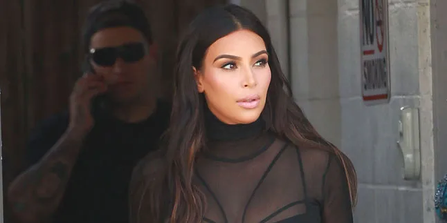 Kim Kardashian Akui Pernah Berhubungan Intim di Bioskop dan... Kim Kardashian Akui Pernah Berhubungan Intim di Bioskop dan...