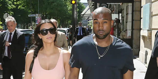 Kim Kardashian - Kanye West Berminggu-Minggu Pisah Ranjang? Kim Kardashian - Kanye West Berminggu-Minggu Pisah Ranjang?
