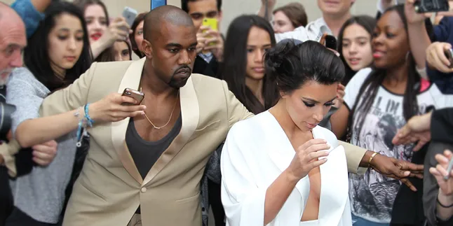 Kim Kardashian Pose Bugil, Kanye West Justru Bangga