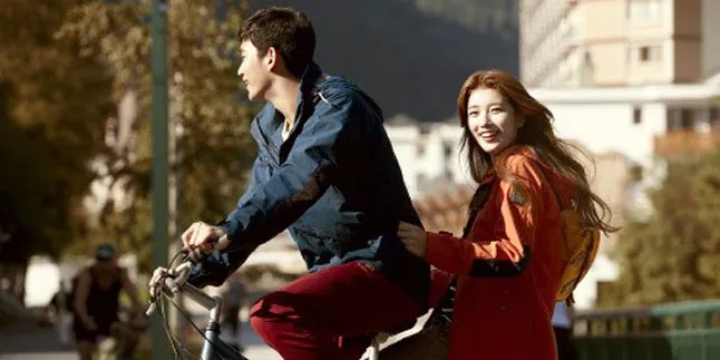 Kim Soo Hyun - Suzy Miss A 'Balikan' di Prancis!