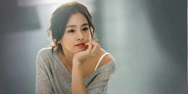 Kim Tae Hee Dianggap Wanita Korea Paling Cantik di Abad ke-21