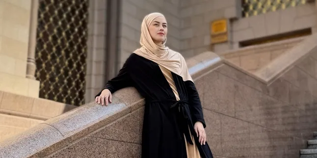Kimberly Ryder Bakal Rayakan Hari Raya Idul Fitri Pertama Kalinya di Tanah Suci