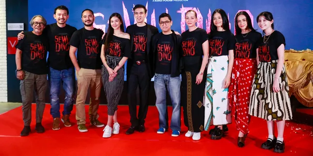 Kimo Stamboel Terpilih Sutradarai Film Adaptasi Thread Horor di Twitter 'SEWU DINO', Siap Berikan Keseraman Berbeda!