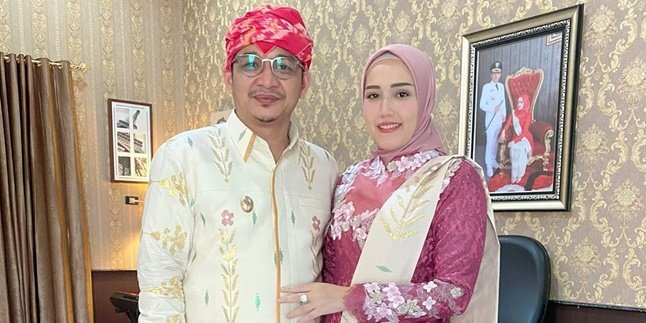 Now Becoming a Government Official's Wife, Adelia Wilhelmina Remains Faithful to Accompany Pasha Ungu's Activities