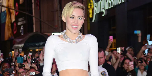 Kini Liar, Miley Cyrus Bersyukur Pernah Jadi Gadis Disney