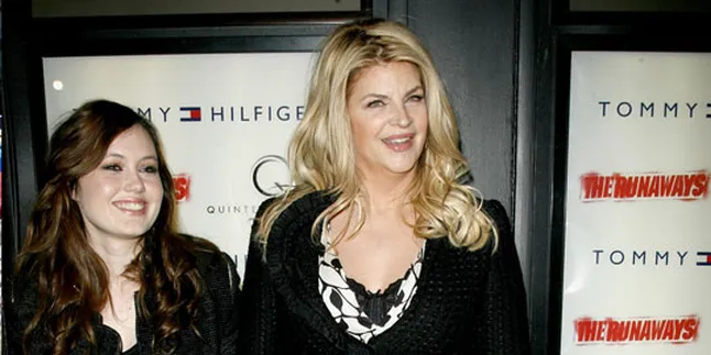 Kirstie Alley: John Travolta Bukan Gay Kirstie Alley: John Travolta Bukan Gay