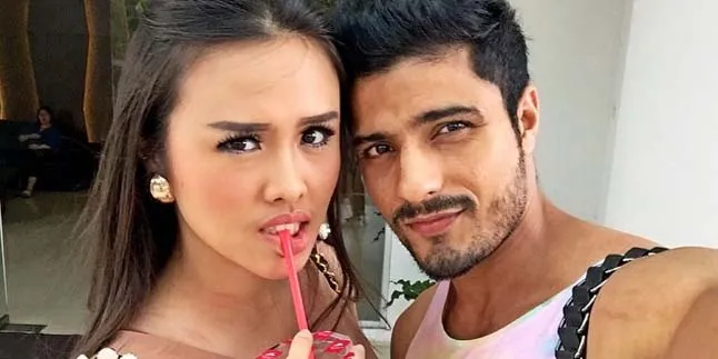 Kisah Asmara Vin Rana dan Nita Sofiani Juga Bikin Geger India Kisah Asmara Vin Rana dan Nita Sofiani Juga Bikin Geger India