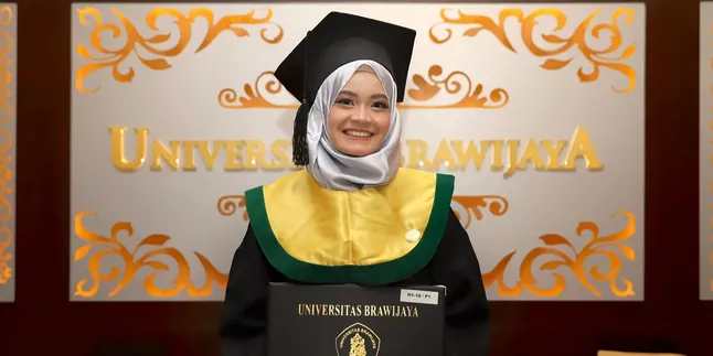 Kisah Calista yang Lulus Fakultas Kedokteran Universitas Brawijaya di Usia 18 Tahun