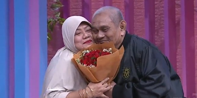Romantic Love Story of the Late Purwaniatun, Proposed by a Neighbor - Nearly Married for 50 Years