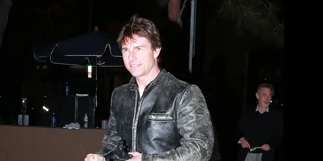 Kisah Cinta Tom Cruise - Laura Prepon Ternyata Hoax!