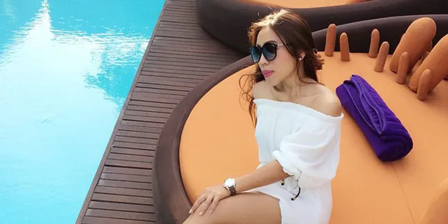 Kisah Emmadina, Make Up Artis Yang Bikin Syahrini Cetar Membahana