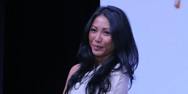 Kisah Inspiratif Perjalanan Karir dan Idealisme Anggun dalam Bermusik