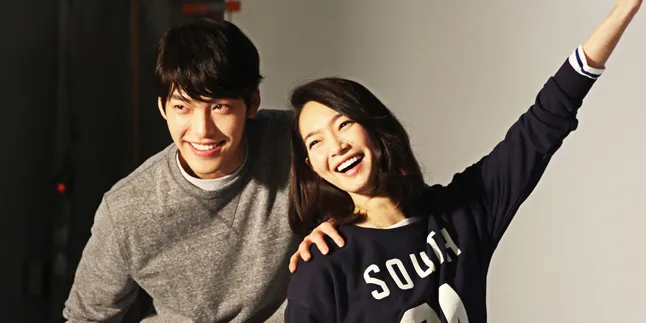Kisah Kim Woo Bin & Shin Min Ah Hanya Pengalihan Isu Pemerintah? Kisah Kim Woo Bin & Shin Min Ah Hanya Pengalihan Isu Pemerintah?