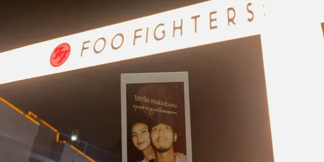Kisah Seorang Penonton Hadir di Konser Foo Fighters Demi Kekasihnya yang Telah Pergi