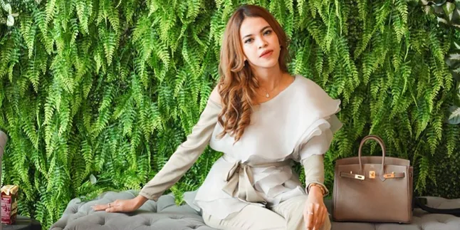Kisah TikToker Putri Rachmadania yang Kini Buka Bisnis Baru Hingga Bantu Sesama Kisah TikToker Putri Rachmadania yang Kini Buka Bisnis Baru Hingga Bantu Sesama