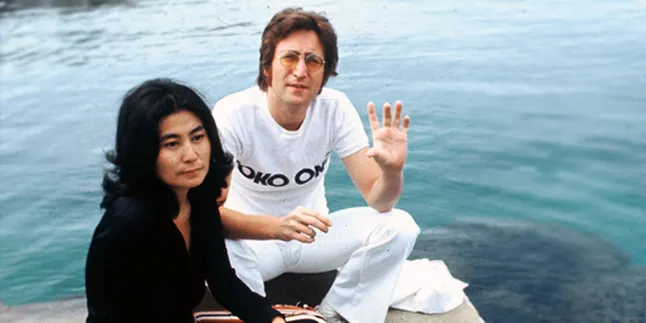 Kisah Tragis di Balik Rumah Tangga John Lennon & Yoko Ono Kisah Tragis di Balik Rumah Tangga John Lennon & Yoko Ono