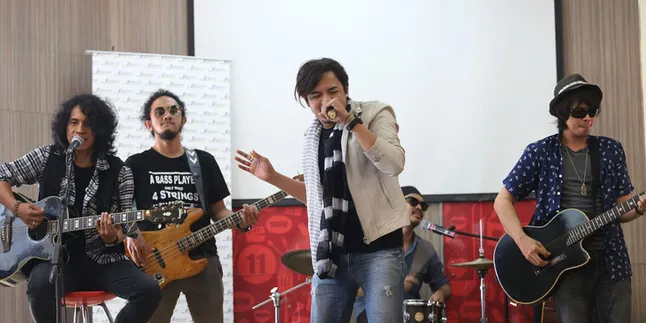 Kisah Zian Tinggalkan Band Yang Membesarkan Namanya, Zigaz
