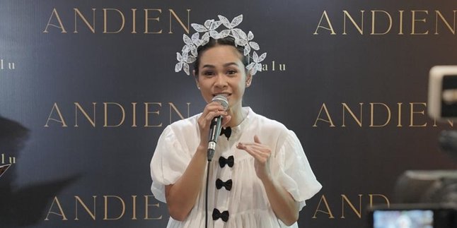 Life Journey, Andien Releases 'Dan Lalu' Album Complete with Intimate Concert