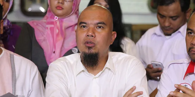 Klarifikasi Karaoke Masterpiece, Ahmad Dhani Bakal Tuntut Media? Klarifikasi Karaoke Masterpiece, Ahmad Dhani Bakal Tuntut Media?