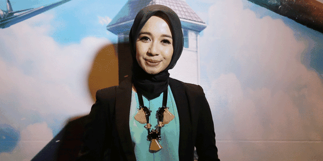 Klarifikasi Laudya Bella Tentang Gaun Transparannya di FFB 2015