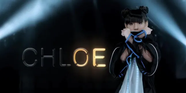 Klip Resmi 'Vroom Vroom' Chloe Xaviera Rilis, Cantik Penuh Warna