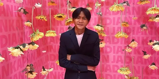Kocak Banget, Fajar Sad Boy Blak-blakan Bilang Dewi Perssik Merusak Musik Langsung di Depan Orangnya Kocak Banget, Fajar Sad Boy Blak-blakan Bilang Dewi Perssik Merusak Musik Langsung di Depan Orangnya