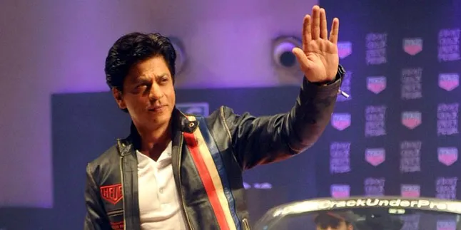 Kocak Bikin Ngakak, Saat Shahrukh Khan 'Dipaksa' Jadi Fotografer Kocak Bikin Ngakak, Saat Shahrukh Khan 'Dipaksa' Jadi Fotografer