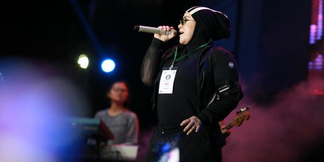 Kocak! Melly Goeslaw Sindir Keras Raisa dan Isyana Sarasvati