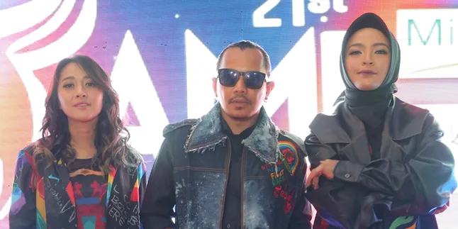 Kolaborasi 5 Musisi Papan Atas di Rangkaian Konser Raya 24 Tahun Indosiar Kolaborasi 5 Musisi Papan Atas di Rangkaian Konser Raya 24 Tahun Indosiar