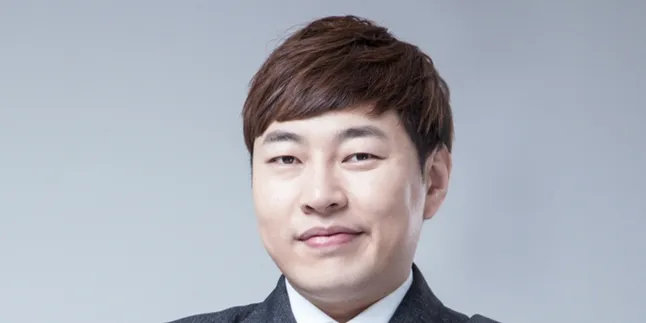 Comedian Lee Jin Ho Experiences Brain Hemorrhage and is in Critical Condition in ICU