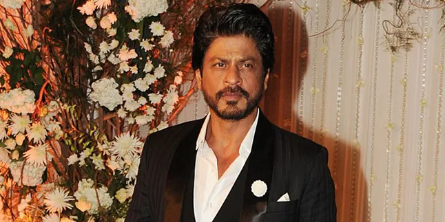 Komentar Shahrukh Khan Ketika Lihat Foto Suhana Bareng Juhi Chawla, Kocak!