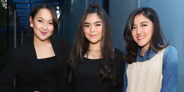 Kompak Sebagai Girlband, Blink: Kami Mencoba Gak Ikut Jaman