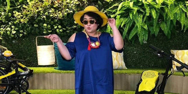 Kondisi Mulai Membaik, Sinyorita Esperanza Ungkap Alasan Jalani Isolasi Mandiri di Rumah Kondisi Mulai Membaik, Sinyorita Esperanza Ungkap Alasan Jalani Isolasi Mandiri di Rumah