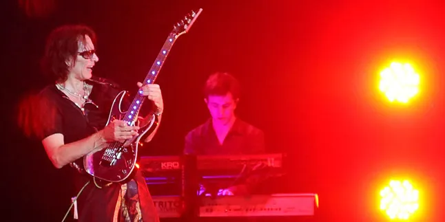Konser di Indonesia, Steve Vai Buat Lagu Baru