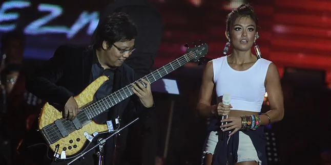 Konser Harmoni Jadi TTWW, Agnes Monica Tuai Banyak Pujian