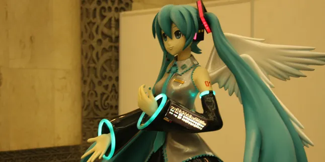 Konser Hatsune Miku Dibanjiri Cosplayer-Cosplayer Cantik