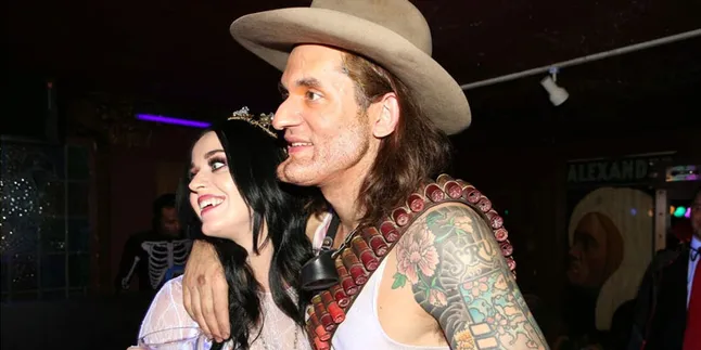 Konser, John Mayer Curhat Tentang Katy Perry