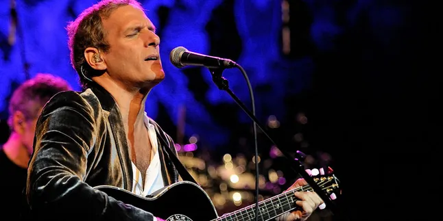 Konser Michael Bolton Hari Ini di Surabaya Dibatalkan Konser Michael Bolton Hari Ini di Surabaya Dibatalkan