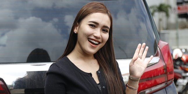 The Concert is Postponed Due to the Corona Virus, Ayu Ting Ting: It's Okay for the Sake of Goodness Together