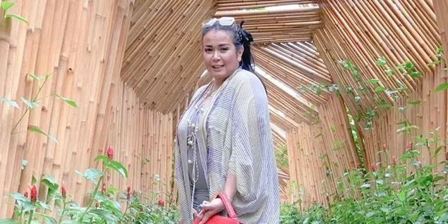 Konsisten Diet Selama Satu Tahun, Jennifer Jill Sukses Turunkan Berat Badan Sampai 24 Kilogram Konsisten Diet Selama Satu Tahun, Jennifer Jill Sukses Turunkan Berat Badan Sampai 24 Kilogram