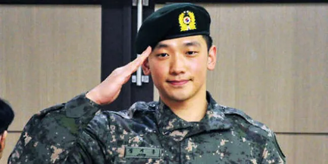 Kontroversi, Rain Dapat Perlakuan Berbeda di Militer?