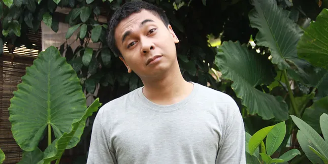 Konyol, Tutorial Raditya Dika Ini Bakal Buat Kamu Guling-Guling!
