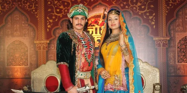 Kostum 'Jodha Akbar' Diprotes Keras, Ada Apa?