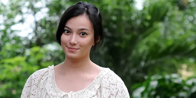 KPI Beri Sanksi Media Yang Beritakan Asmirandah Pindah Agama