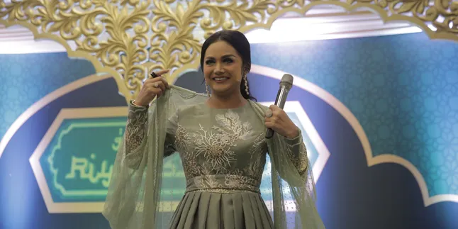 Krisdayanti Rupanya Lakukan Operasi Plastik, Simak Biaya Yang Harus Dikeluarkannya