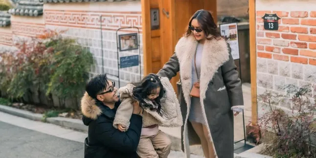 Krisjiana Introduces Xarena, the Historic Place Where He Proposed to Siti Badriah in Korea