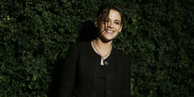Kristen Stewart Curhat Penampilannya Yang Makin Tomboy Kristen Stewart Curhat Penampilannya Yang Makin Tomboy