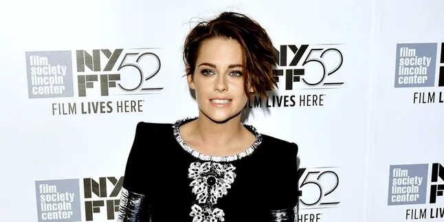 Kristen Stewart: Impianku Sudah Hancur Sejak Umur 11 Tahun Kristen Stewart: Impianku Sudah Hancur Sejak Umur 11 Tahun