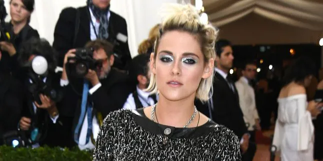 Kristen Stewart Tak Ingin Sebut Dirinya Lesbian Atau Biseksual