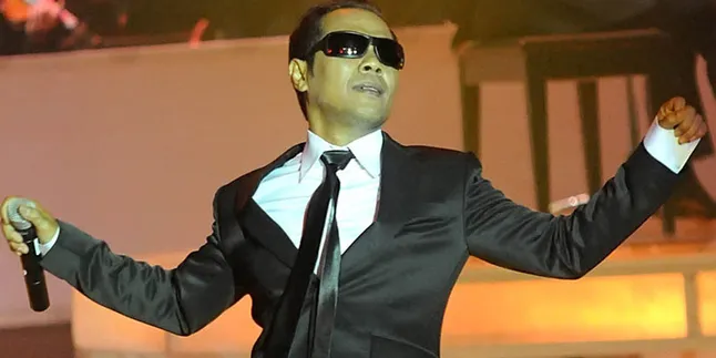 Krisyanto Jamrud Kagumi Vokalis Autis Band EGGY Krisyanto Jamrud Kagumi Vokalis Autis Band EGGY